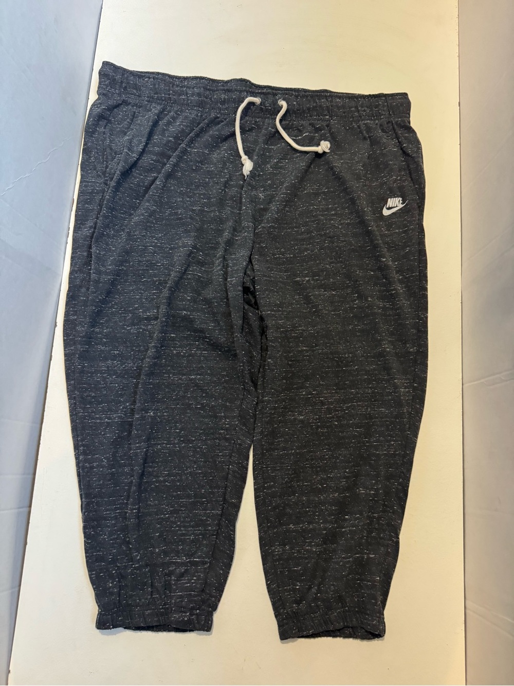 Nike Grey Heathered Crop Jogger Sweatpants size 2X